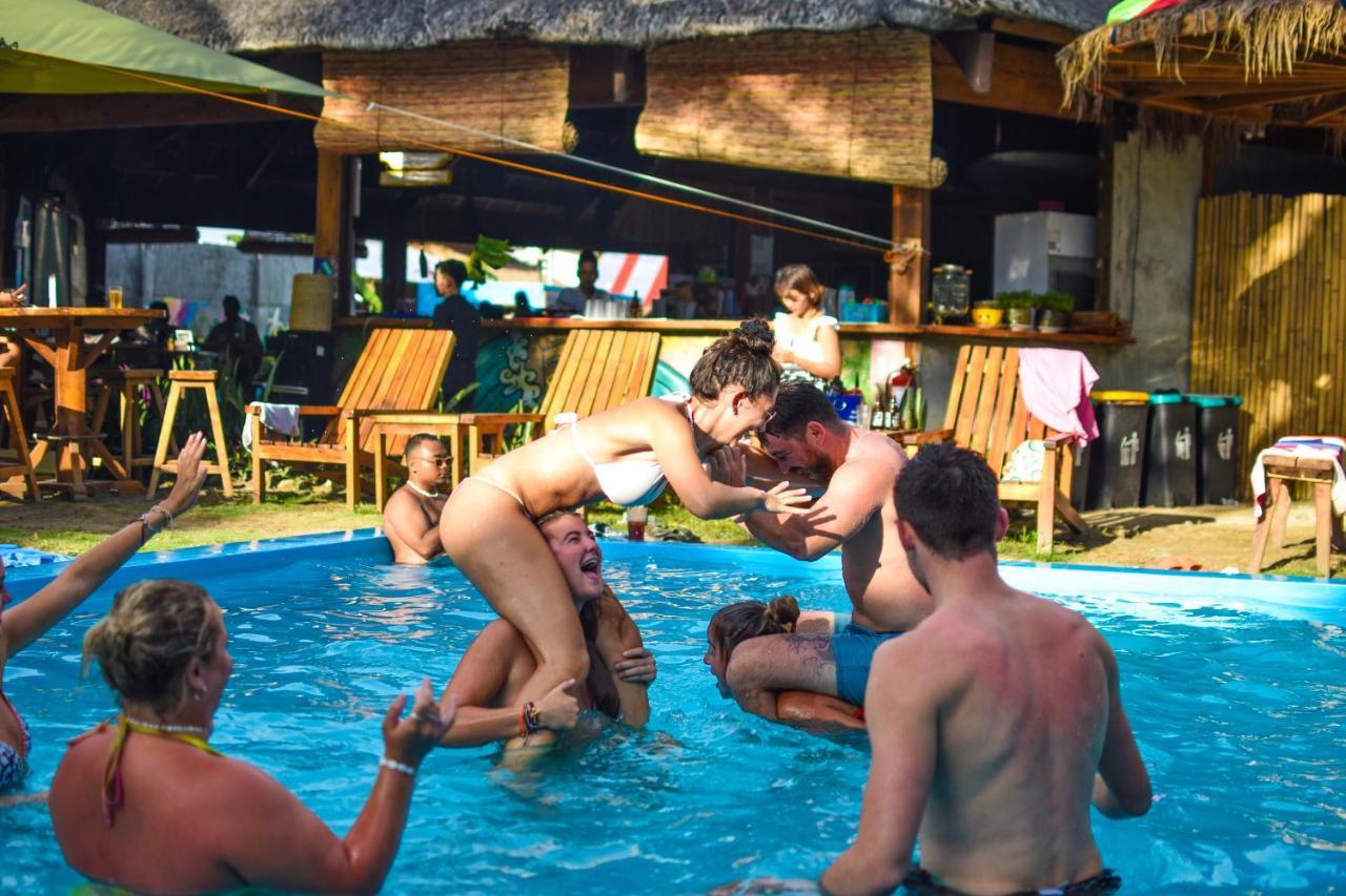 Mad Monkey Hostel Siargao (Adults Only) General Luna  Ngoại thất bức ảnh